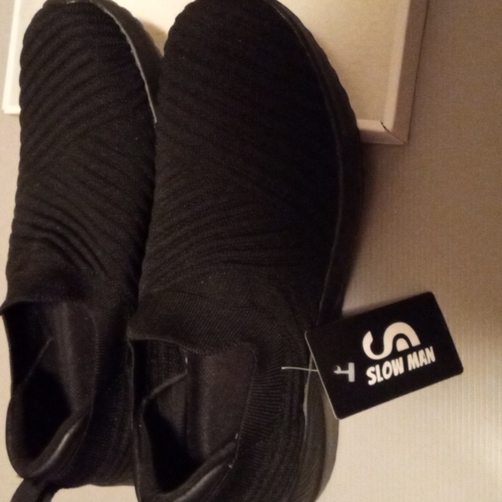 Women's Slip on sneakers by Slow man size 9
